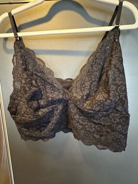 We Are Hah Size. XL Lace Bralette Top - Charcoal Gray